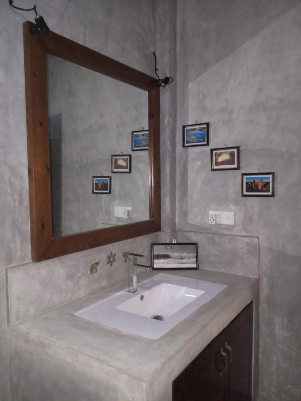 Ramya Nest Inn Мирисса Экстерьер фото